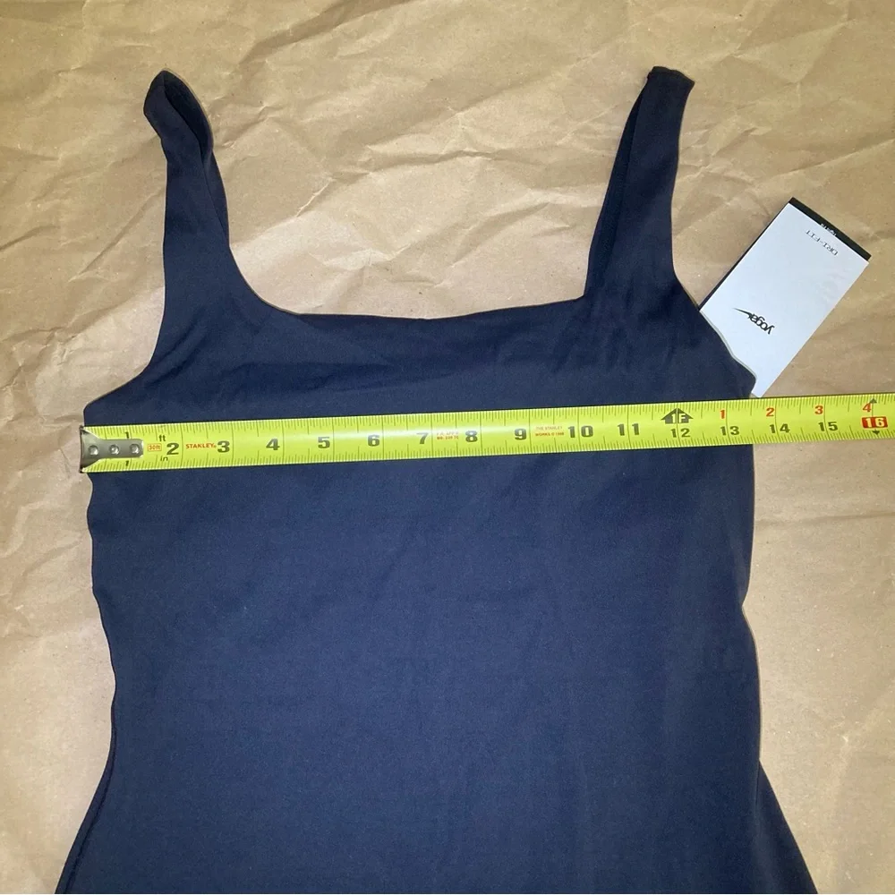 Nike top
